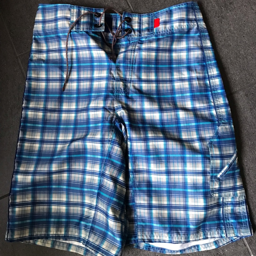 Men’s north face swim trunks NWOT